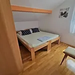 With Parking Space - 18855 Apartament