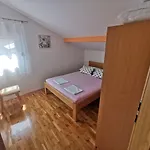 With Parking Space - 18855 Apartament *
