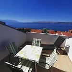 Apartament With Parking Space - 18855 Novi Vinodolski