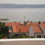 Apartament With Parking Space - 18855 Novi Vinodolski