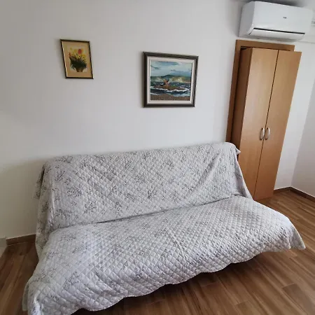 With Parking Space - 18855 Apartman *