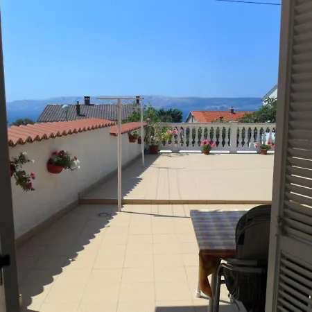 Apartman With Parking Space - 18855 Novi Vinodolski