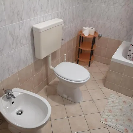 Apartman With Parking Space - 18855 Novi Vinodolski