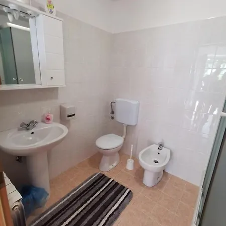 With Parking Space - 18855 Apartman *