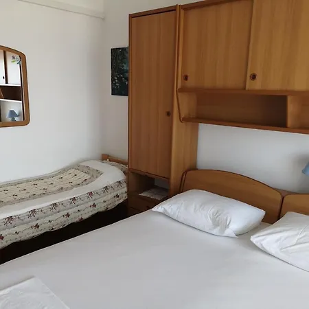 With Parking Space - 18855 Apartament Novi Vinodolski